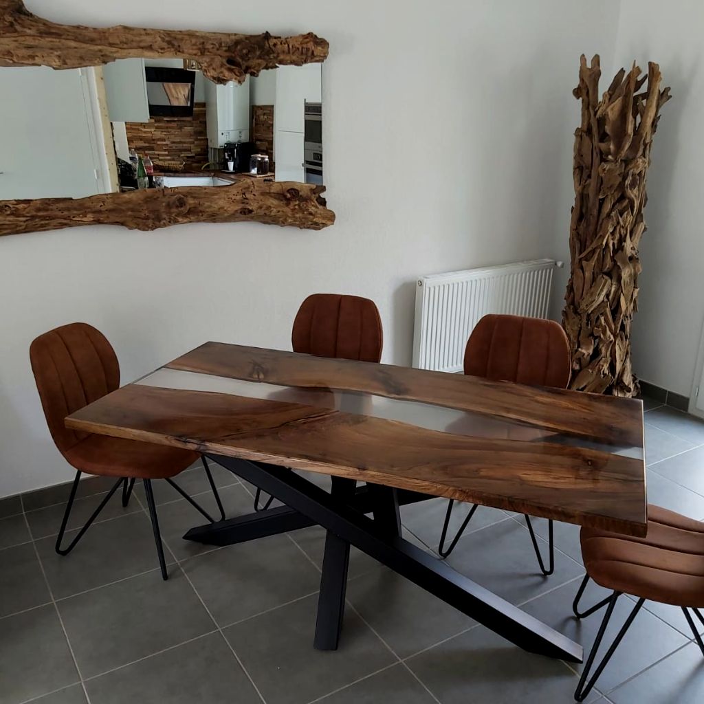 Table à Manger en Bois de Noyer et Résine Époxy Grise 180 x 80 cm
