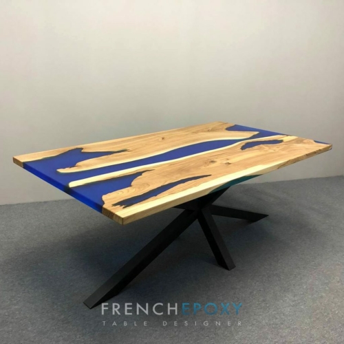 Table en resine epoxy bleue et noyer TM.NB .36.1 1
