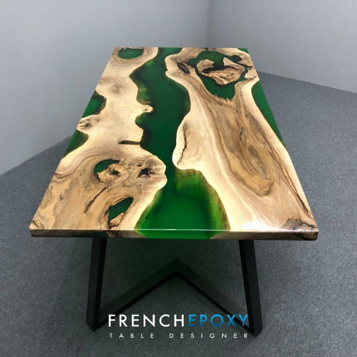 Table design en resine vert TM.NV .40.5