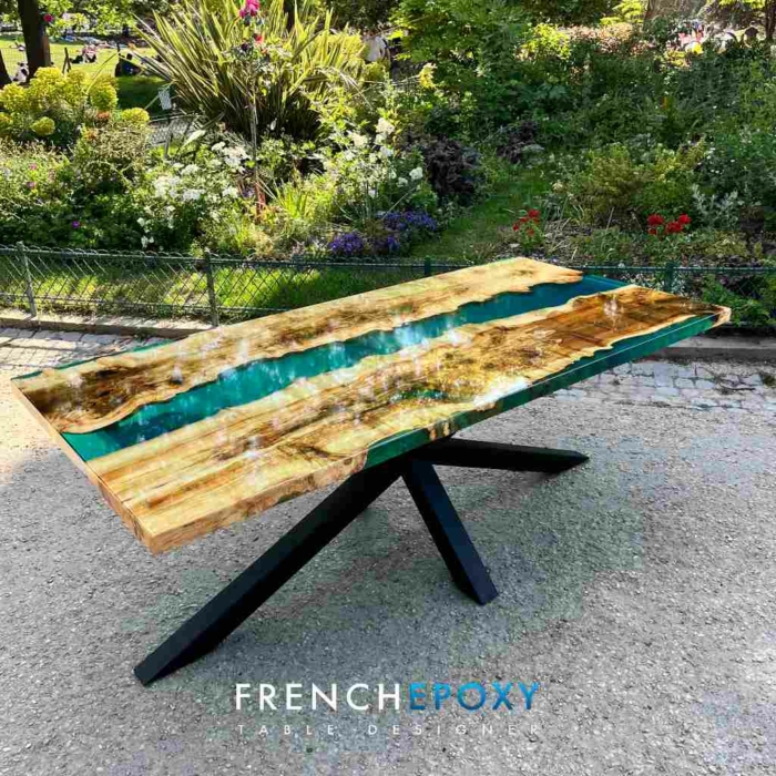 Table sur mesure en bois et resine turquoise TM.ET .51.13