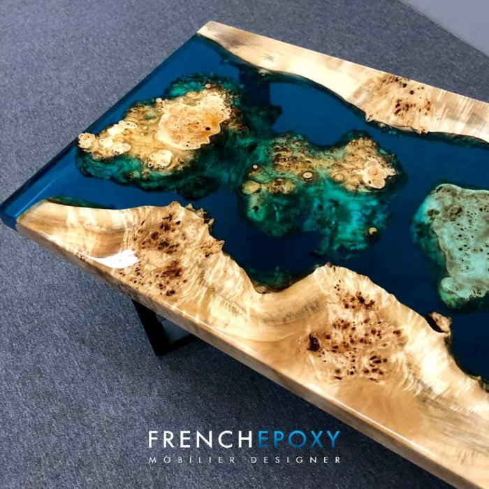 Table basse originale en résine turquoise – Image 4