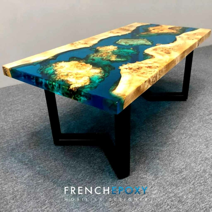 Table basse originale en résine turquoise – Image 3