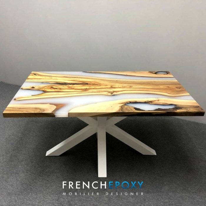 Table riviere en bois massif et resine epoxy blanc TM.NBCH .59.1