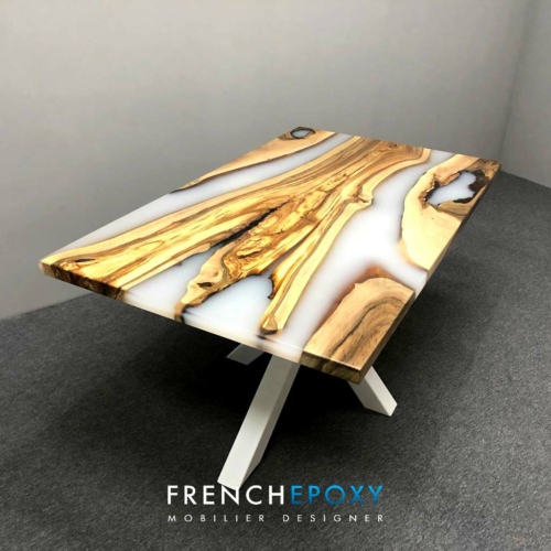 Table riviere en bois massif et resine epoxy blanc TM.NBCH .59.4