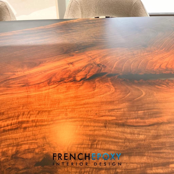 Table design en résine époxy et Noyer – Image 2