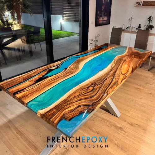 Table rivière en bois massif et resine